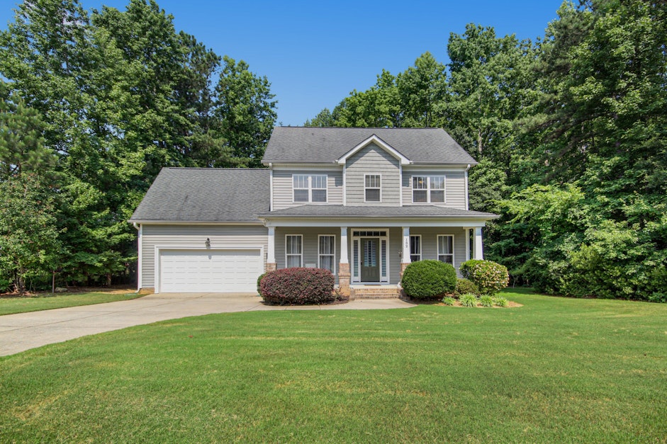 152 Clayton Pointe Drive, Clayton, NC 27520, Presented by Cindy Heffron