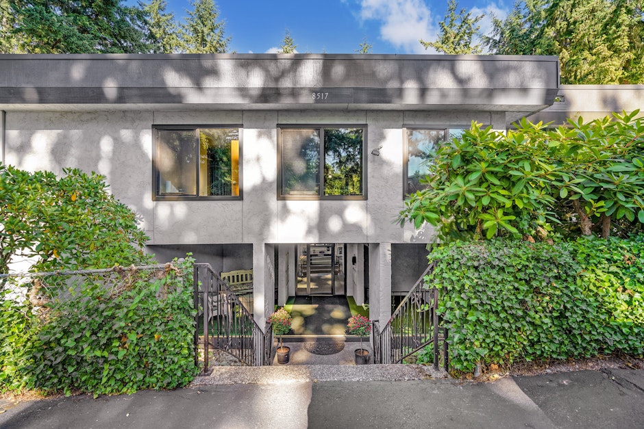 8517 242nd Street Southwest 604B, Edmonds, WA 98026, Presented by Jill