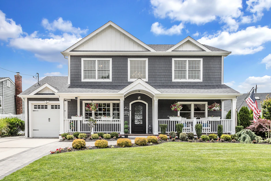 31 Atwater Place, Massapequa, NY 11758, Presented by Elpis Hardiman, Douglas Elliman Real Estate