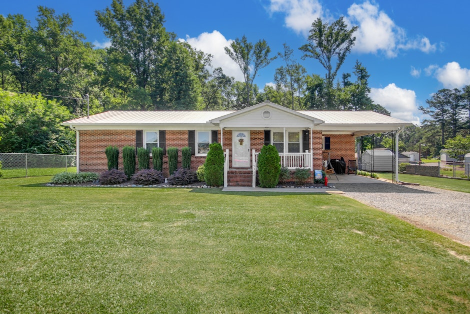 5312 North Carolina 39, Selma, NC 27576, Presented by Joey Edwards