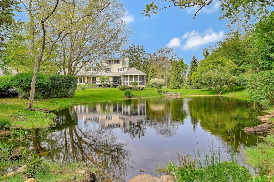 540 Cedars Road, Cutchogue, NY 11935, Presented by Nancy J. Cervelli