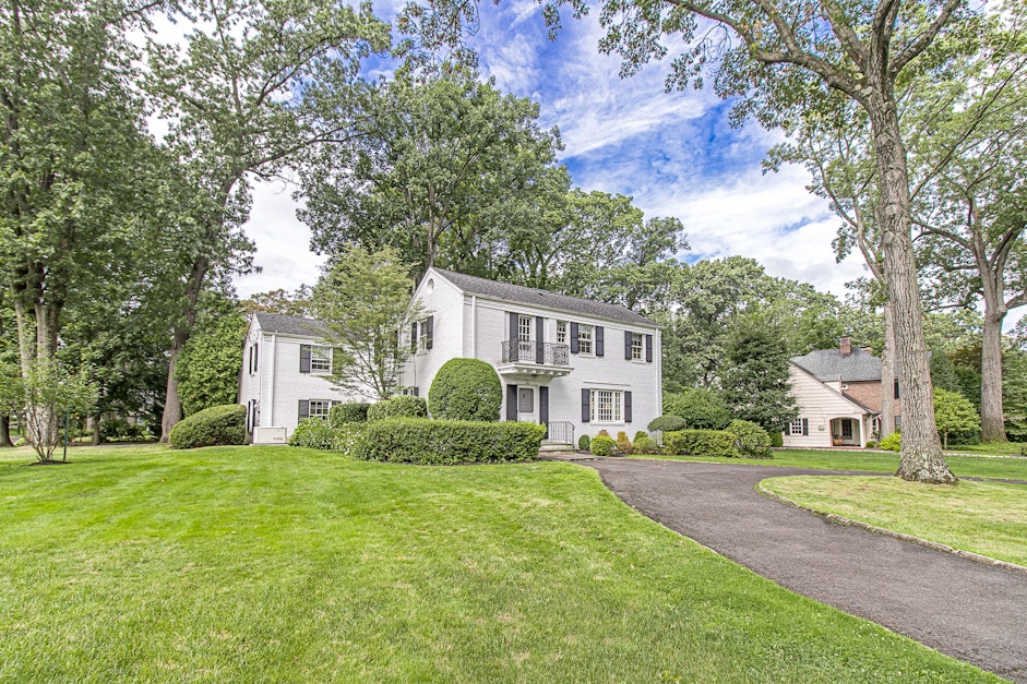 405 Wychwood Road, Westfield, NJ 07090, Powered by SSP