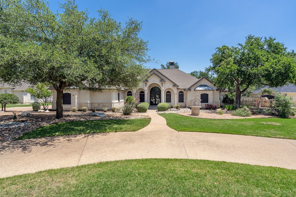 104 Buena Vista Drive, TX 78633, Presented by Marion