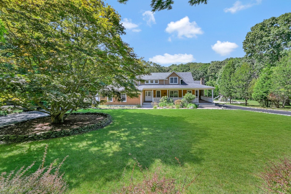 457 North Side Road, Wading River, NY 11792, Presented by Joseph Savio