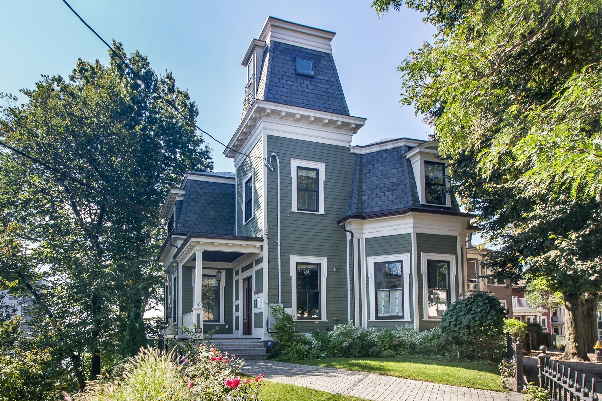 69 Thomas Park Unit 3, Boston, MA 02127, Presented by Glenn