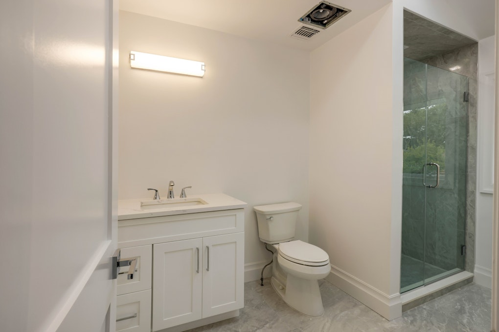 28 Colgate Lane, Woodbury, NY 11797, Presented by Mara Navaretta, Homes