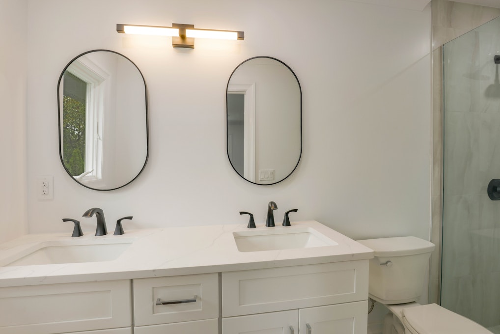 28 Colgate Lane, Woodbury, NY 11797, Presented by Mara Navaretta, Homes