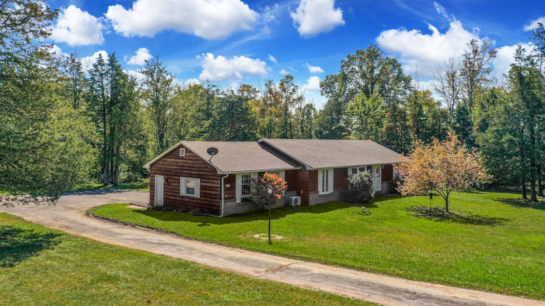 3386 School Rd, Kintnersville, PA 18930, Presented by Carol C. Dorey