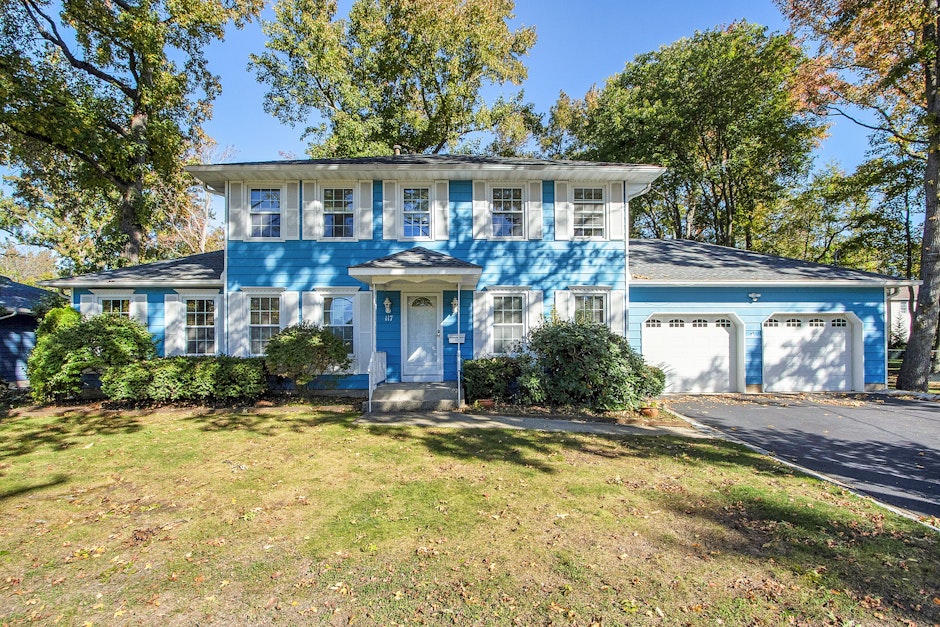 117 Monmouth Boulevard, Oceanport, NJ 07757, Presented by Chrissy