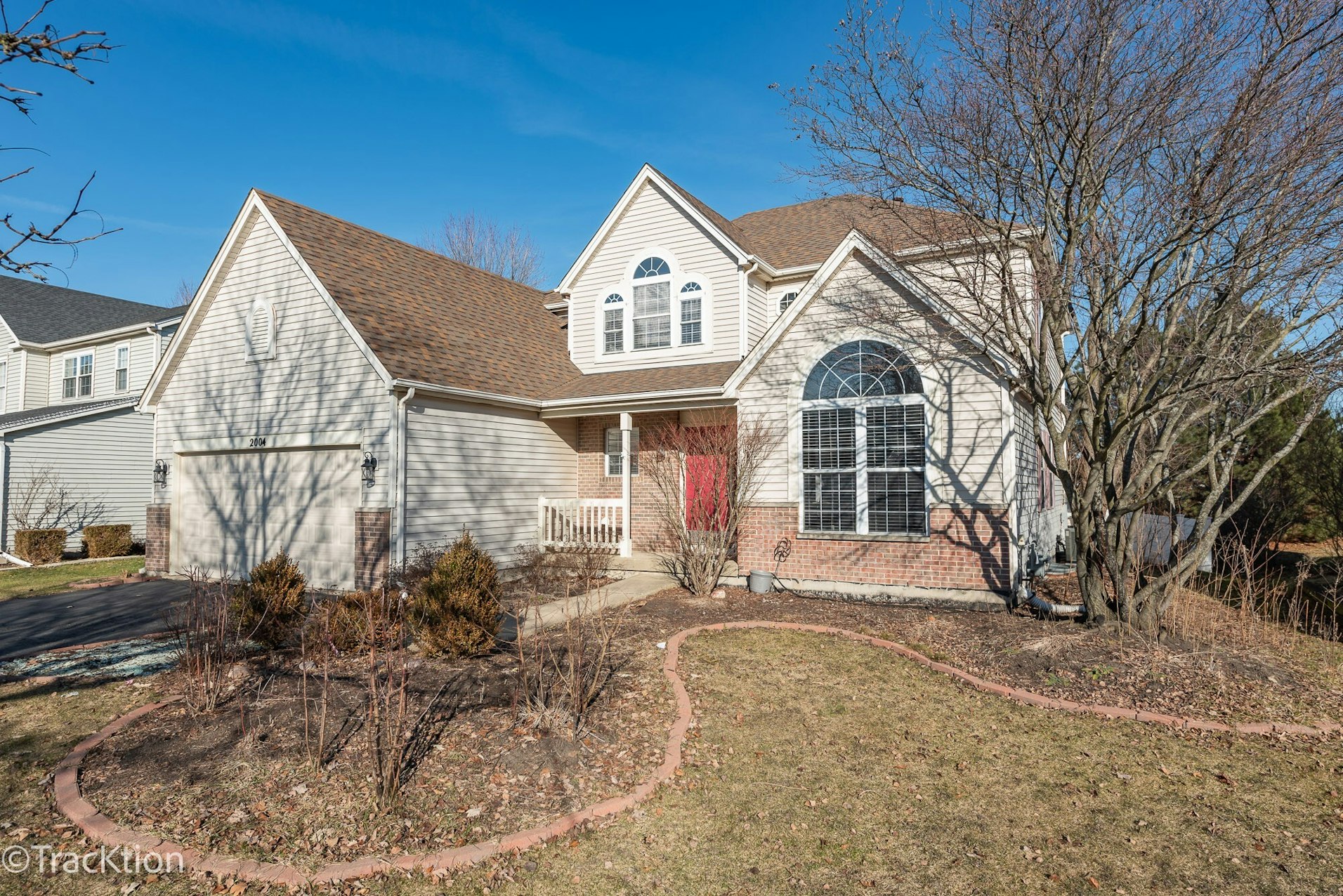 2004 Chestnut Grove Drive, Plainfield, IL 60586, Presented by Team