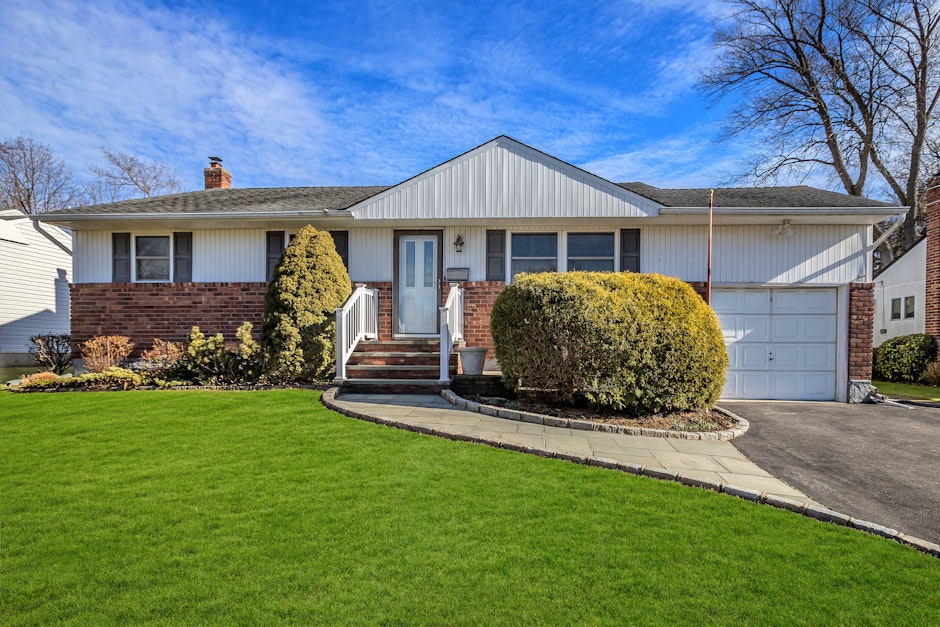 15 Edison Drive, Plainview, NY 11803, Presented by Suzanne Colon