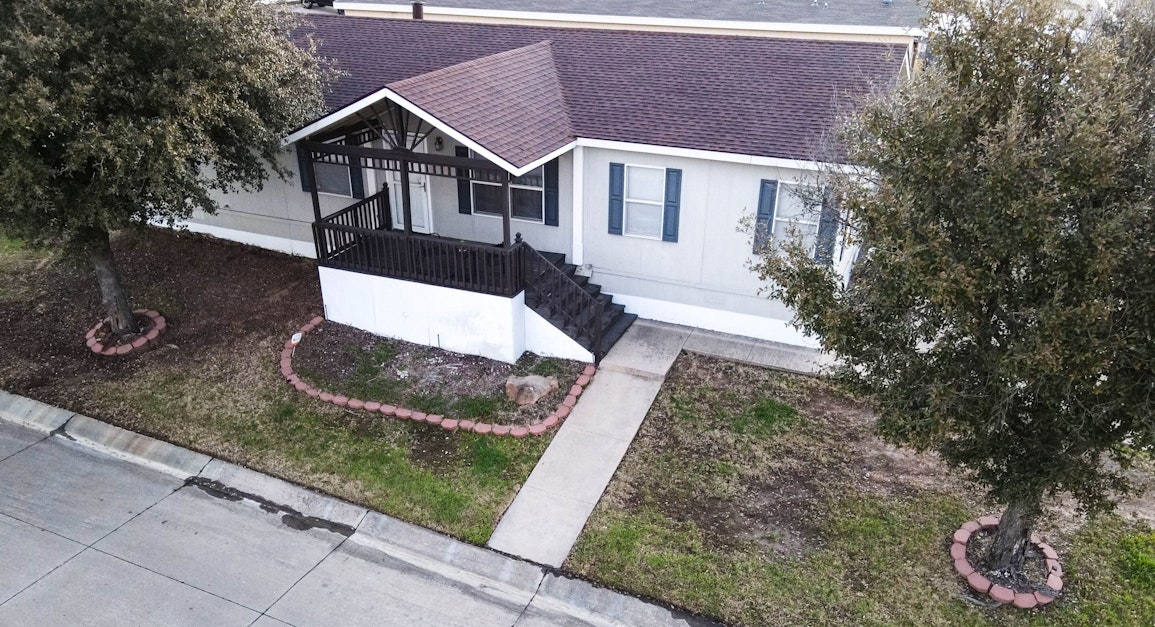 11100 Falling Leaf Lane, Euless, TX 76040, Presented by Nick Miller