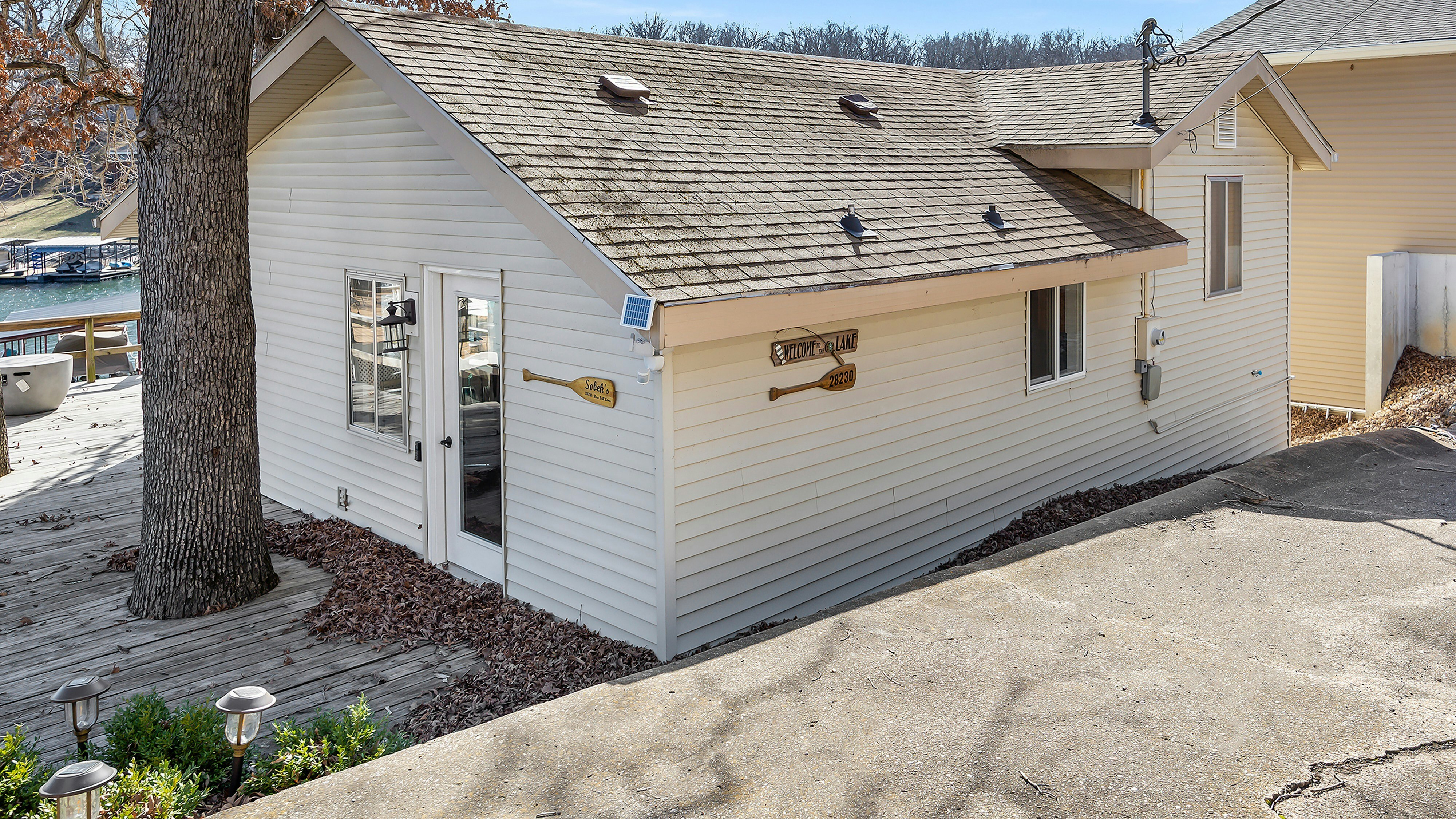 28230 Bow Bell Lane, Gravois Mills, MO 65037, Presented by Nancy Rogers