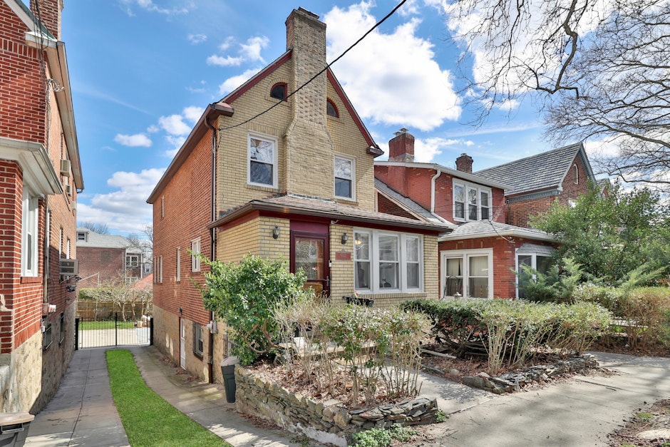 6132 Fieldston Road, Riverdale, NY 10471, Presented by Julia Nelson