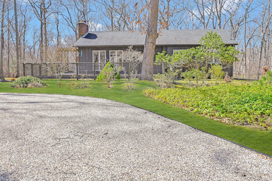 2 Cozy Lane, Shelter Island, NY 11964, Presented by Angelo Piccozzi