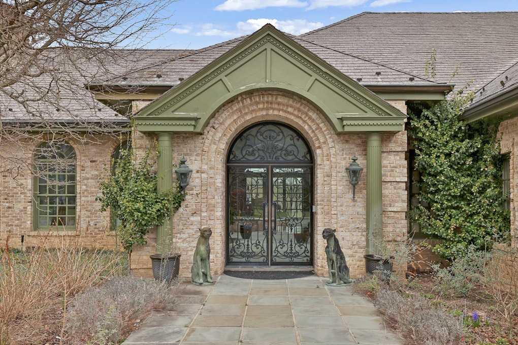 4 6 Wampus Lake Drive, Armonk, NY 10504, Presented by Patricia