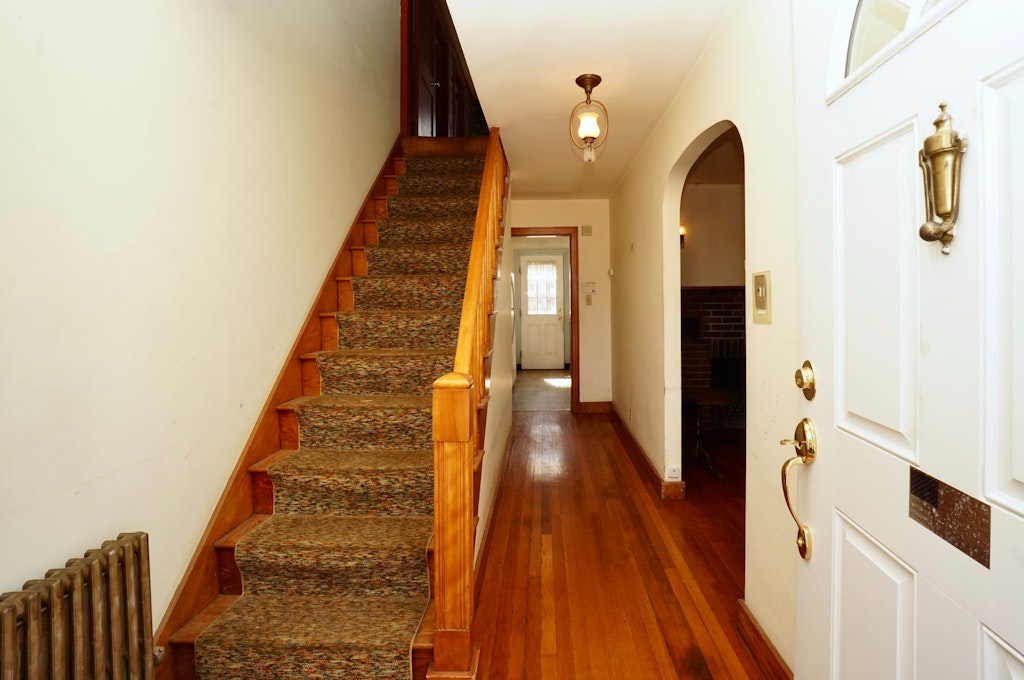 3 Cole Ave, Medway, MA 02053, Presented by Christopher Byrne, Berkshire