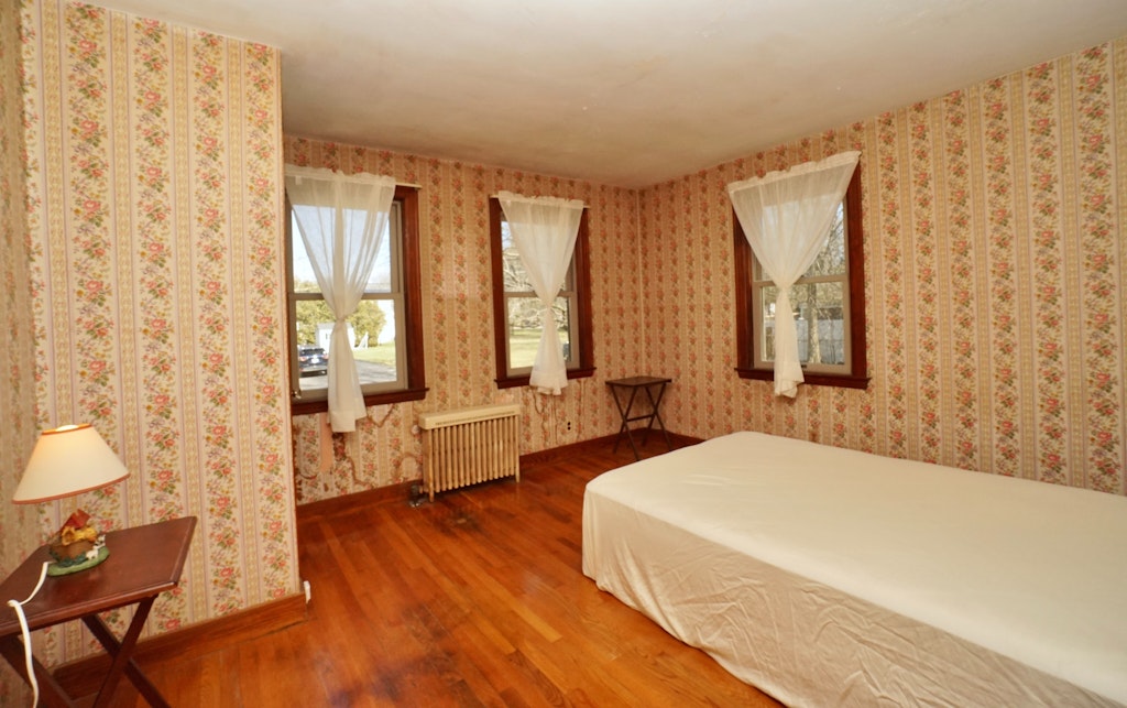 3 Cole Ave, Medway, MA 02053, Presented by Christopher Byrne, Berkshire