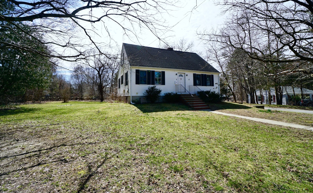 3 Cole Ave, Medway, MA 02053, Presented by Christopher Byrne, Berkshire