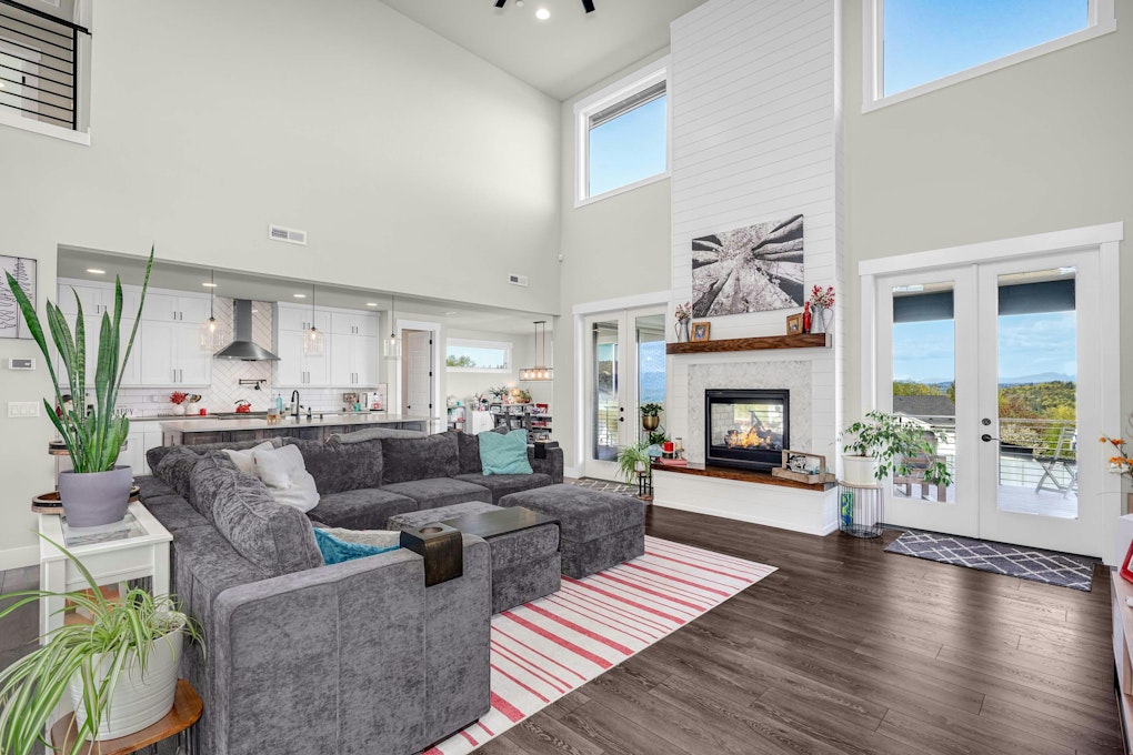 20305 155th Dr SE, Monroe, WA 98272, Presented by Aaron and Karen Zehm