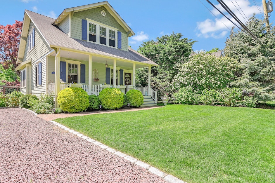 78 Soper ave, Northport, NY 11768, Presented by Michaela Viard