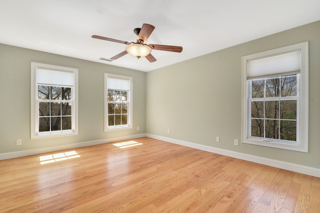 526 Barrack Hill, Ridgefield, CT 06877, Presented by Debi Orr