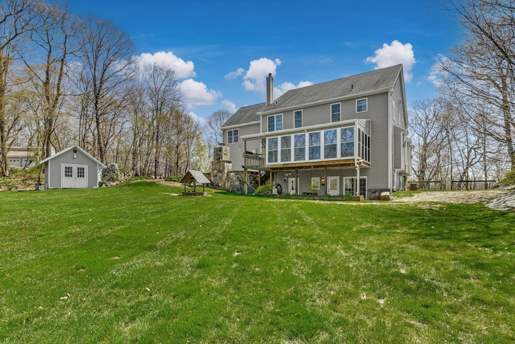 526 Barrack Hill, Ridgefield, CT 06877, Presented by Debi Orr