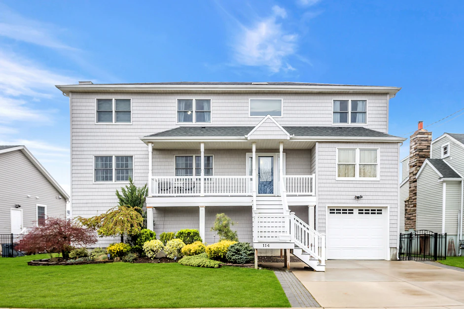 114 Beach Road, Massapequa, NY 11758, Presented by Maria Goldberg, Douglas Elliman Real Estate
