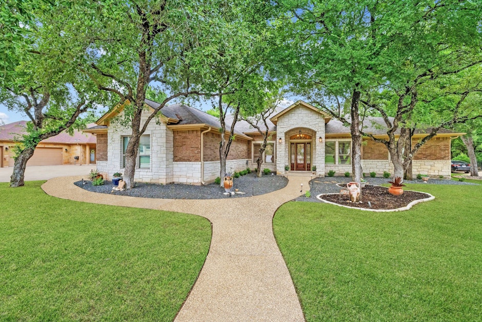 210 Mickelson Lane, TX 78628, Presented by Berbas Group