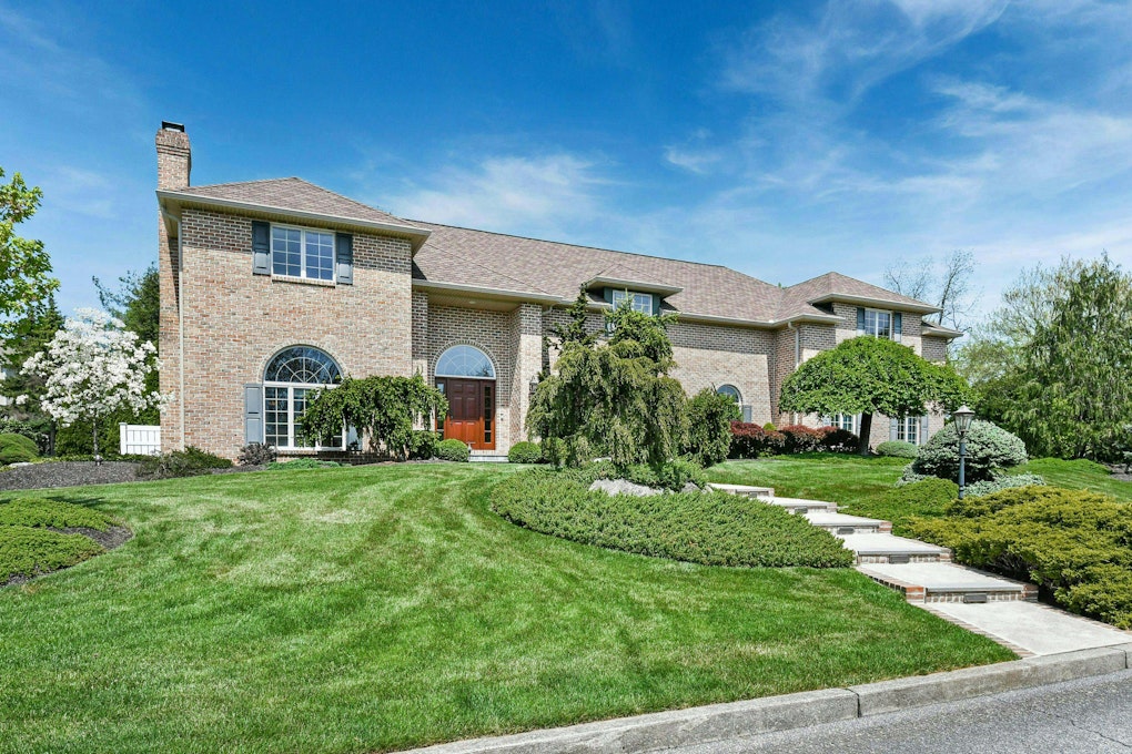 161 Cross Creek Court, Bethlehem, PA 18017, Presented by Carol C. Dorey