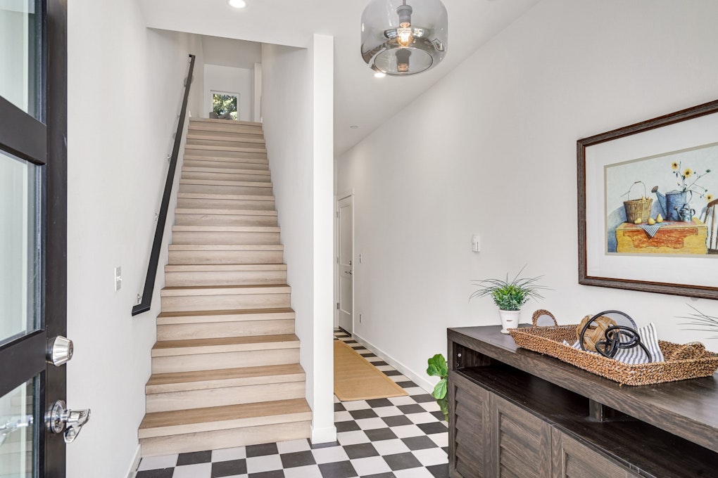 173 Countryman Drive, Monroe, WA 98272, Presented by Nicole Bosko