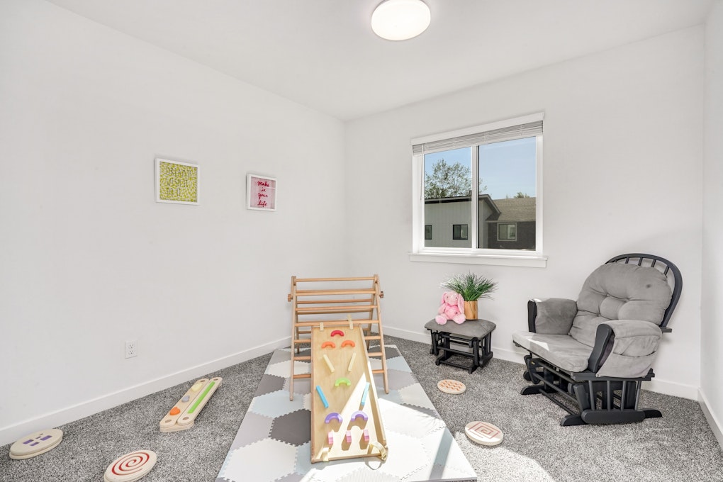 173 Countryman Drive, Monroe, WA 98272, Presented by Nicole Bosko