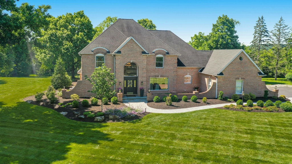 1730 Deer Run Road, Bethlehem, PA 18015, Presented by Carol C. Dorey