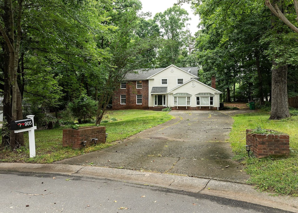 905 Munday Court, Charlotte, NC 28270, Presented by Hadas and Gidon