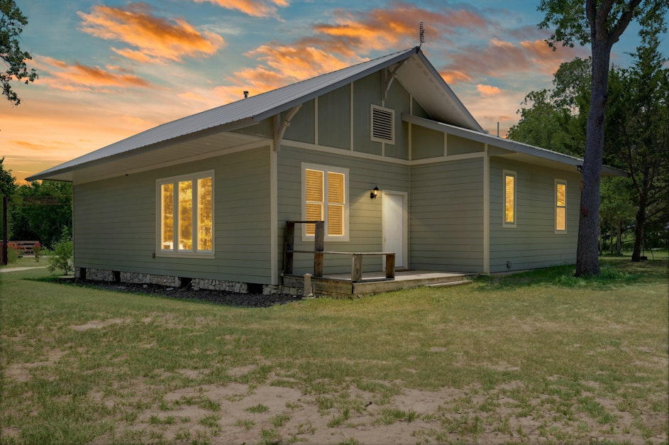 1301 ROLLING OAKS, LULING, TX 78648, Presented by Ginger Robbins, Riata