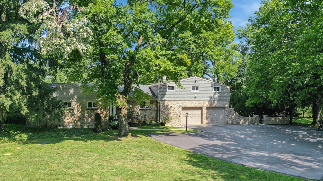 2407 Center Street, Bethlehem, PA 18017, Presented by Carol C. Dorey